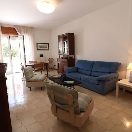 Charming Turchese Air Con Covered Parking Apartamento *