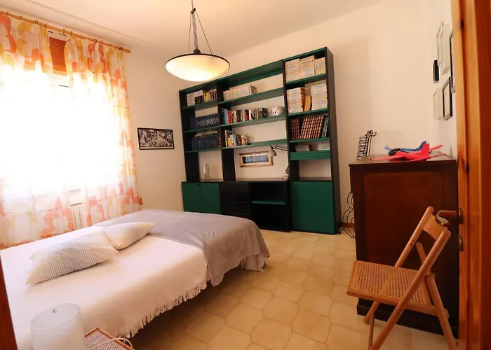 Charming Turchese Air Con Covered Parking Апартаменты *