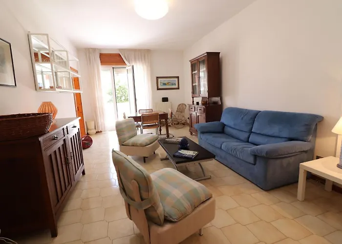 Charming Turchese Air Con Covered Parking Apartment *