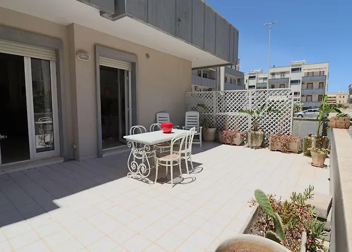 Charming Turchese Air Con Covered Parking *