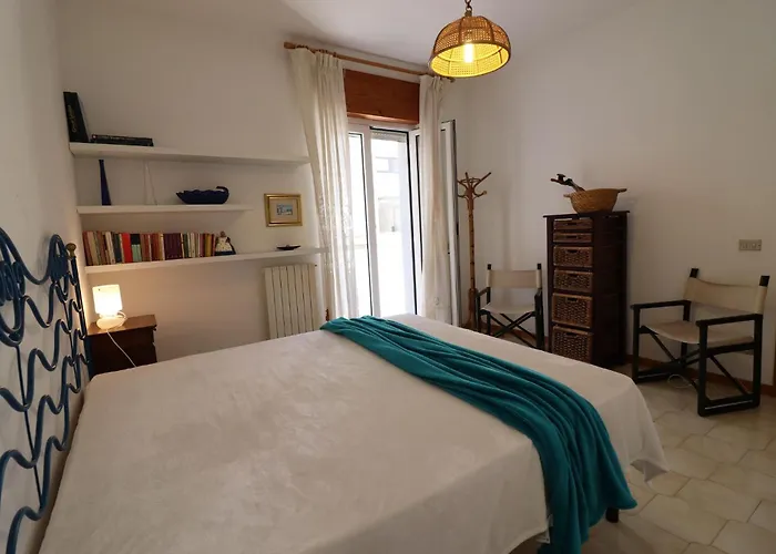 Charming Turchese Air Con Covered Parking *